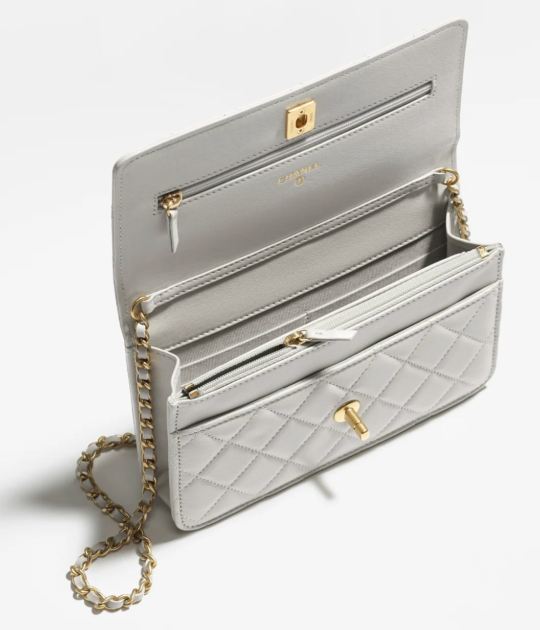 Chanel Wallet on Chain – Shiny Lambskin, Gold-Tone Metal